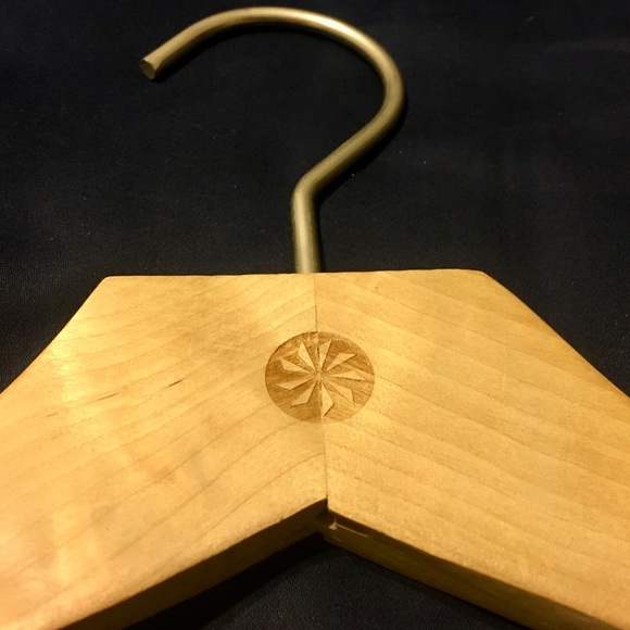 *24 for $15 Athleta Logo Wooden Hangers - Picture 3 of 16